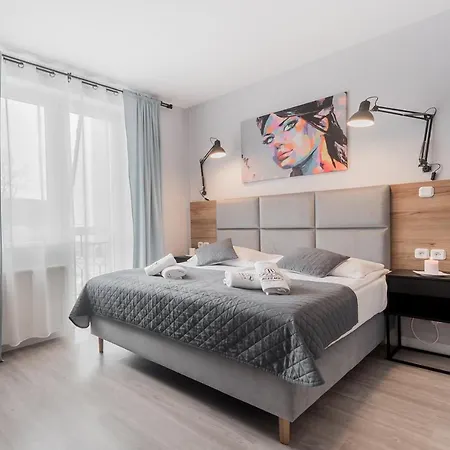 Bluemica Проживание в семье *