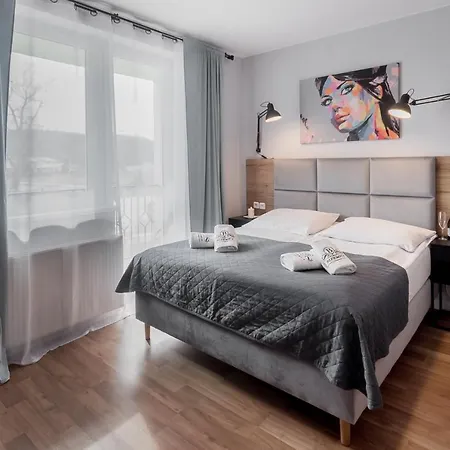 Bluemica Проживание в семье Мендзыздрое