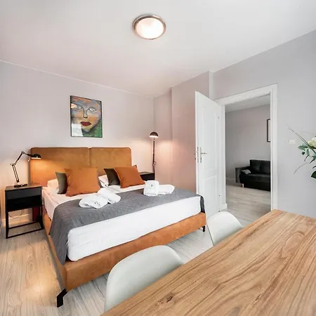 Quarto em Acomodações Particulares Bluemica